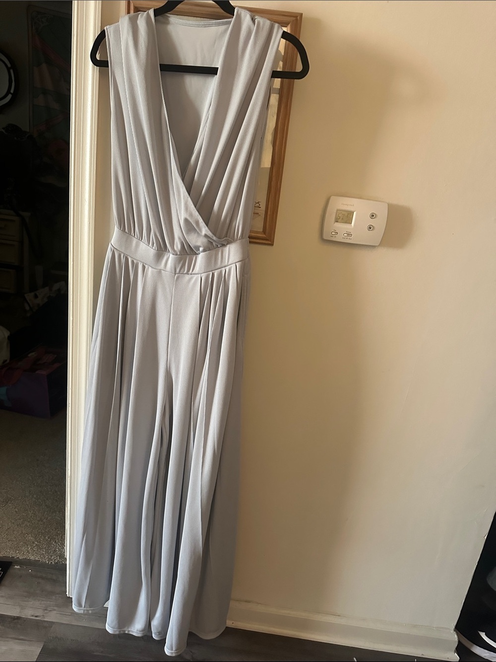 HALARA Light Silver-Gray Casual Top